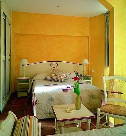 Hotel Bonaparte 2*