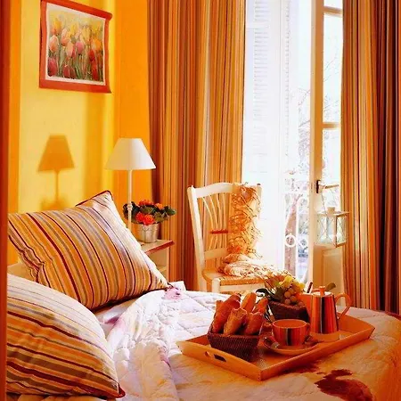Otel Bonaparte 2*
